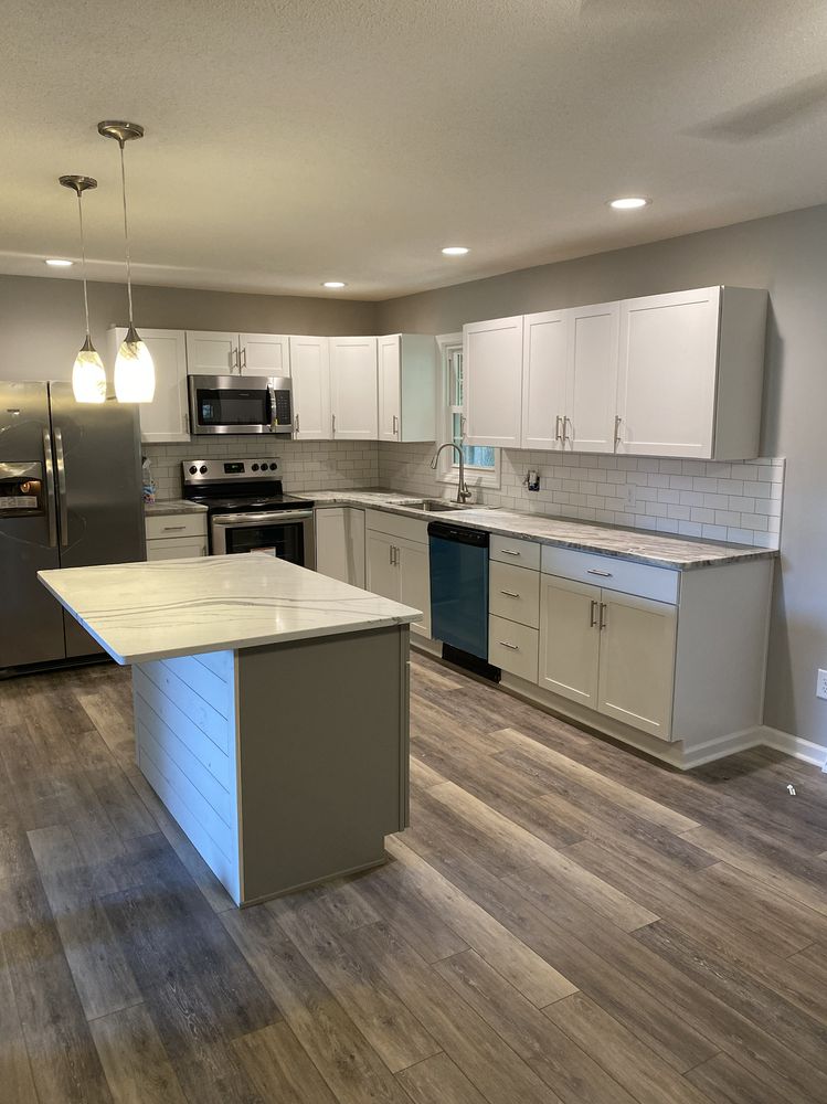 Slide of Full Circle Construction