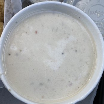 Bob's Clam Hut - New England Clam Chowder - Seafood Near Me - Kittery, Maine Bob's Clam Hut - New England Clam Chowder - Seafood Near Me - Kittery, Maine