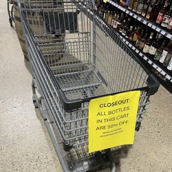 Lucky's Wine & More - Ope!