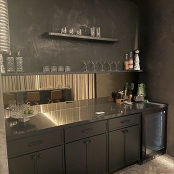 Lobos Kitchen and Closets - Cabinetry Near Me - El Monte, California Lobos Kitchen and Closets - Cabinetry Near Me - El Monte, California