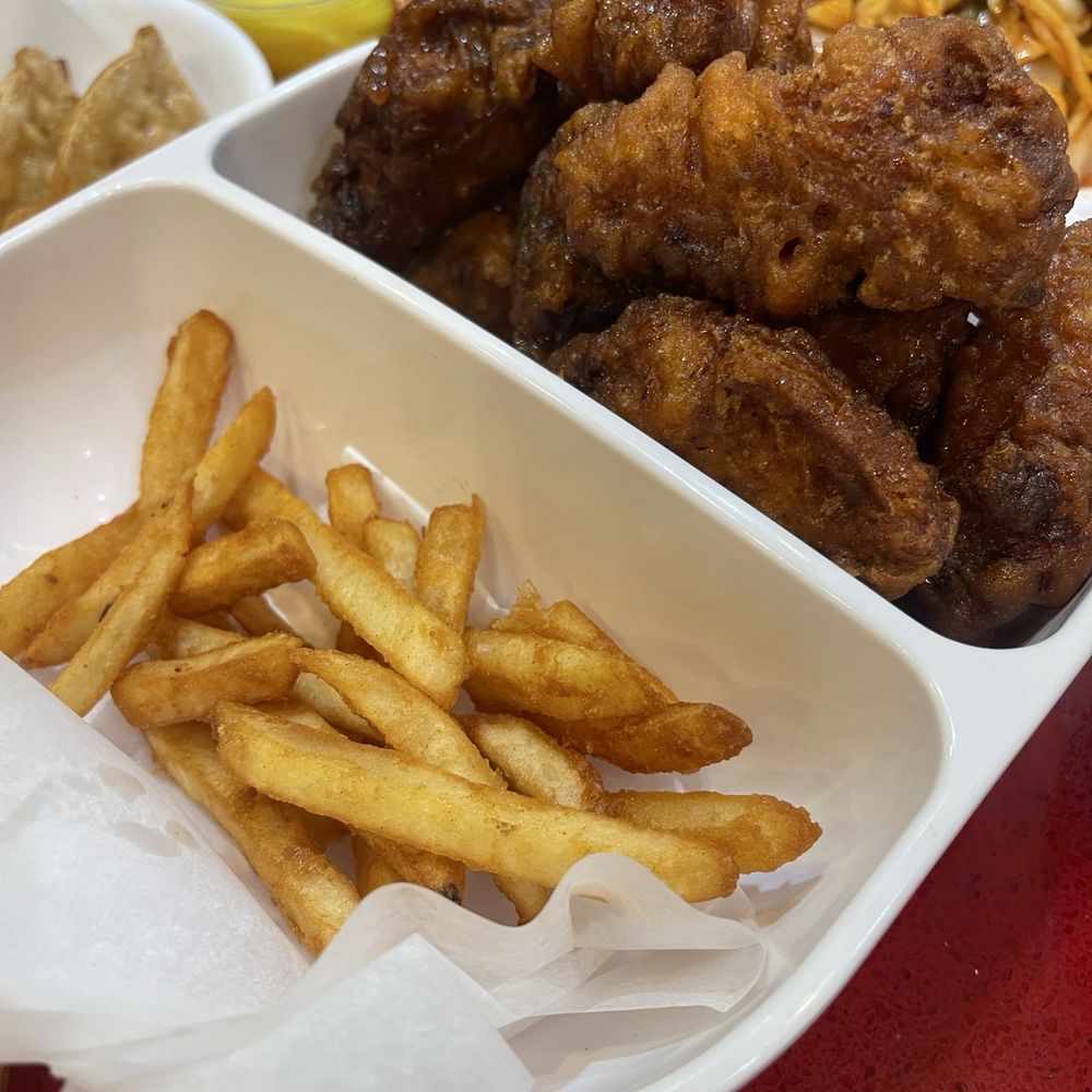 Paik's Noodle - Garlic soy chicken wings with fries - Korean Near Me - Buena Park, California Paik's Noodle - Garlic soy chicken wings with fries - Korean Near Me - Buena Park, California