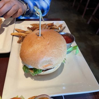 Rik's Cafe - bison burger - Cafes Near Me - Hagerstown, Maryland
