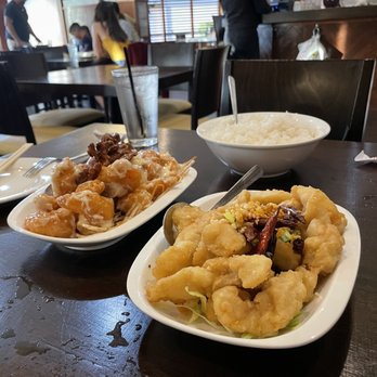 Jade Restaurant - Salt & Pepper Flounder & Honey Walnut Shrimp - Asian Fusion Near Me - Austin, Texas