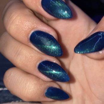 Ocean Nails & Spa - Cat eye gel set - Skin Care Near Me - Port Orchard, Washington