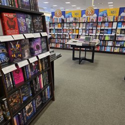 Barnes & Noble Booksellers - Interior