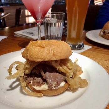 Glacier BrewHouse - Wagyu Beef Sliders, pretty good! - American Near Me - Anchorage, Alaska Glacier BrewHouse - Wagyu Beef Sliders, pretty good! - American Near Me - Anchorage, Alaska