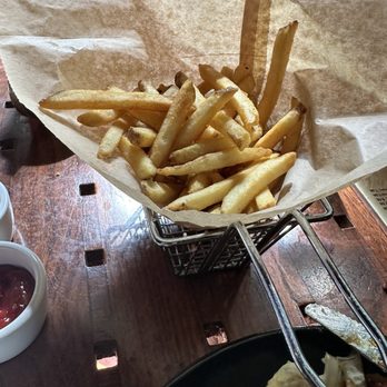 Shadowbrook - Regular size French fries - American Near Me - Capitola, California Shadowbrook - Regular size French fries - American Near Me - Capitola, California