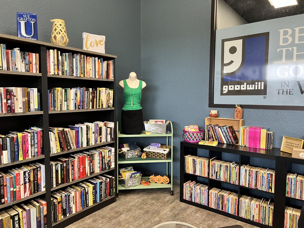 GOODWILL STORE Updated September 2024 1015 13th Ave N, Clinton