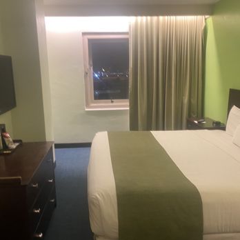 EVEN Hotel Miami - Airport - Bedroom - Hotels Near Me - Miami, Florida