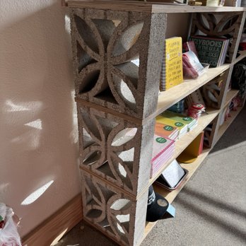 Small Kine Gift - Great details - Bookstores Near Me - Honolulu, Hawaii