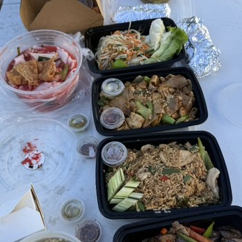 Thai Central Cuisine - Thai Near Me - Los Angeles, California Thai Central Cuisine - Thai Near Me - Los Angeles, California