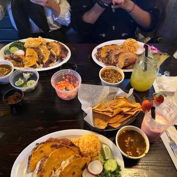 Dona Leti's - Birria Tacos - Cocktail Bars Near Me - Houston, Texas