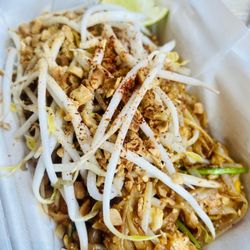 O-Cha Thai - Chicken Pad Thai