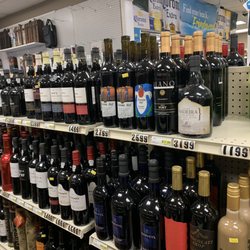 Potter's Liquor - Some Texas wines are available!