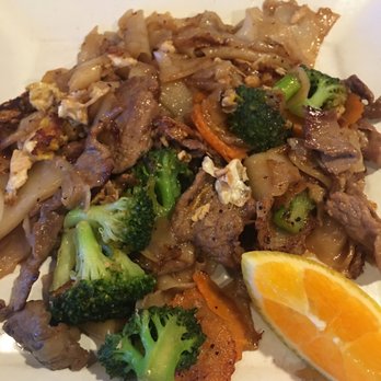 Champa Garden - Chow Fun Noodles - Thai Near Me - Redding, California