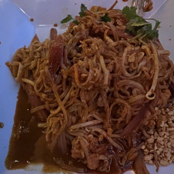 Thai Sapa - Chicken pad thai - Thai Near Me - Springdale, Utah Thai Sapa - Chicken pad thai - Thai Near Me - Springdale, Utah