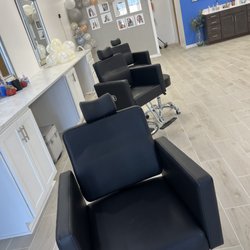 The Smiling Face - Office Decor - Sleek/Stylish yet comfortable chairs.