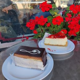 strawberry cheesecake, opera cake strawberry cheesecake, opera cake