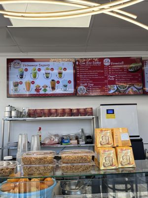 Nissi Deli and Bakery by null