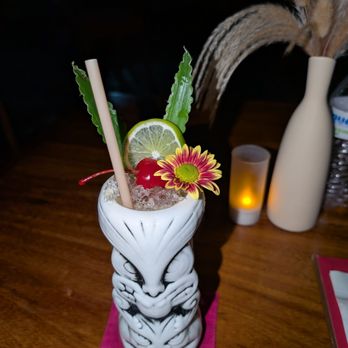 Lola Valentina - Mai tai - Seafood Near Me - Isla Mujeres, ROO