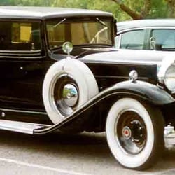Giftii Limousine & Classic Cars - Giftii Limousine. provides professional and elegant limo services to our two major airprts;DFW INTERNATIONAL and DALLAS LOVE .