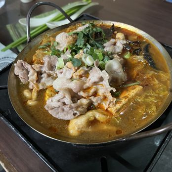 Gourmet Noodle Bowl - Taiwanese Spicy Hot Pot - Chinese Near Me - Seattle, Washington Gourmet Noodle Bowl - Taiwanese Spicy Hot Pot - Chinese Near Me - Seattle, Washington