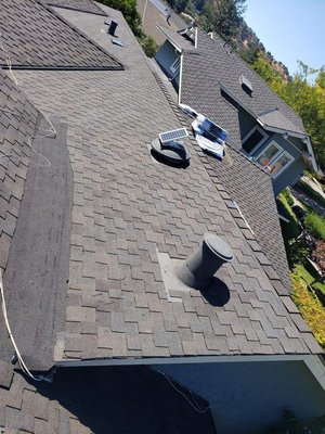 Tip Top Roofing Logo