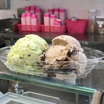 La Michoacana Delights - Double scoop! Pistachio and Ferraro Roche... soooo goood! Only $4! - Ice Cream & Frozen Yogurt Near Me - Orange, California La Michoacana Delights - Double scoop! Pistachio and Ferraro Roche... soooo goood! Only $4! - Ice Cream & Frozen Yogurt Near Me - Orange, California