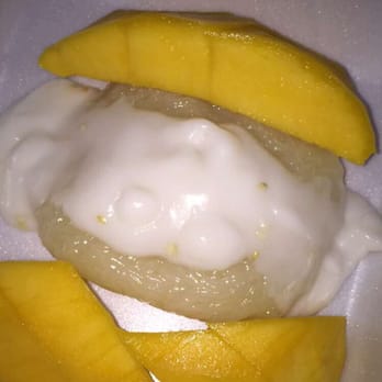 Thai Hut - Mango sticky rice - Thai Near Me - Sacramento, California Thai Hut - Mango sticky rice - Thai Near Me - Sacramento, California