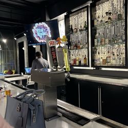 WXYZ Lounge