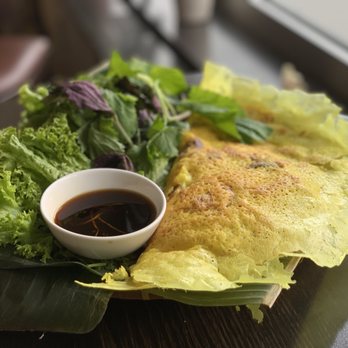 Saigon Com Nieu - Vietnamese Pancakes. Yummy! Have to eat with your hands. It's so much fun - Vietnamese Near Me - Berlin, BE
