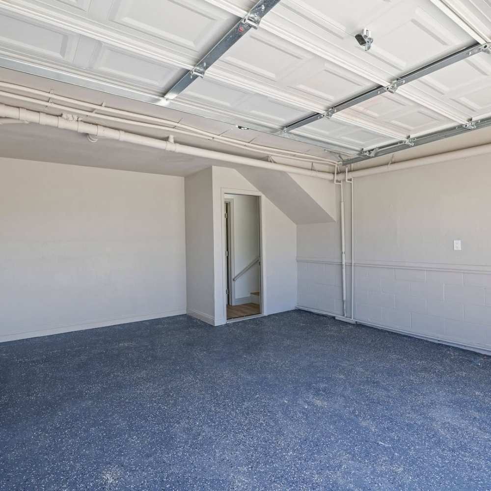 Slide of Var Construction