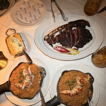 Daniel’s - 32oz Australian wagyu tomahawk, lobster Mac n cheese & corn pudding - Steakhouses Near Me - Coral Gables, Florida