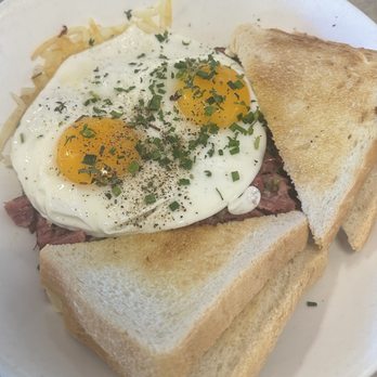 Jeffrey's Hillside Cafe - Corned beef hash - Breakfast & Brunch Near Me - Santa Rosa, California