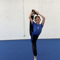 Vital Martial Arts Academy - Student demonstrates balance technique