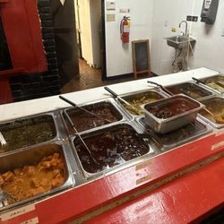 DJ's Caribbean Kitchen