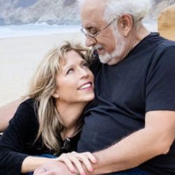 John C Moon, DDS - Mini pre-wedding photo shoot - Montara Bay