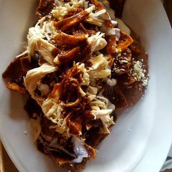 Maíz - Chilaquiles with mole and pollo - Mexican Near Me - Tijuana, BCN Maíz - Chilaquiles with mole and pollo - Mexican Near Me - Tijuana, BCN