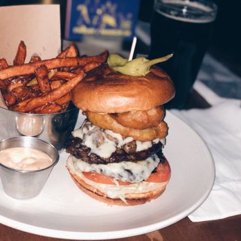 The Lamplighter Public House - Pubs Near Me - Vancouver, British Columbia The Lamplighter Public House - Pubs Near Me - Vancouver, British Columbia