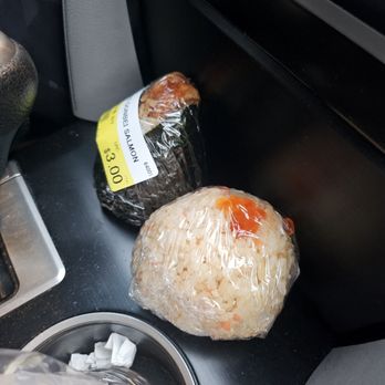 Mitsuwa Marketplace - Rice balls from pop up - International Grocery Near Me - Costa Mesa, California