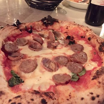 Il Pizzaiolo - Fennel sausage pizza - Italian Near Me - Warrendale, Pennsylvania Il Pizzaiolo - Fennel sausage pizza - Italian Near Me - Warrendale, Pennsylvania