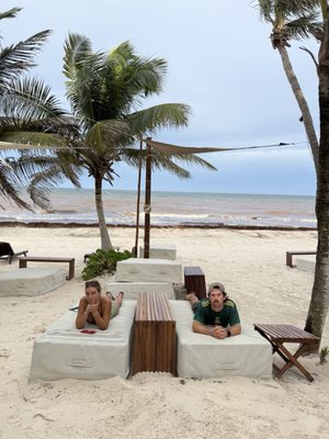 ZIGGY - Beach Club & Restaurant by null