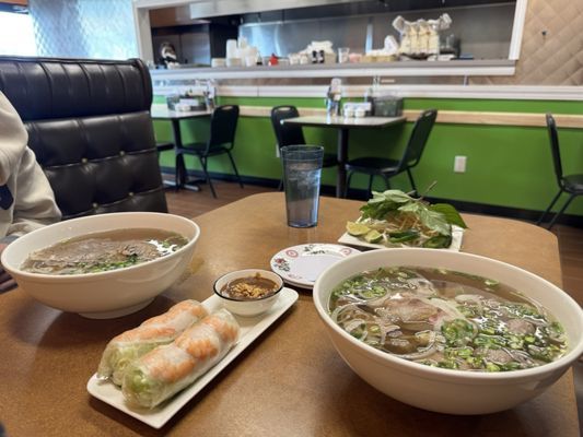 Pho Van by null