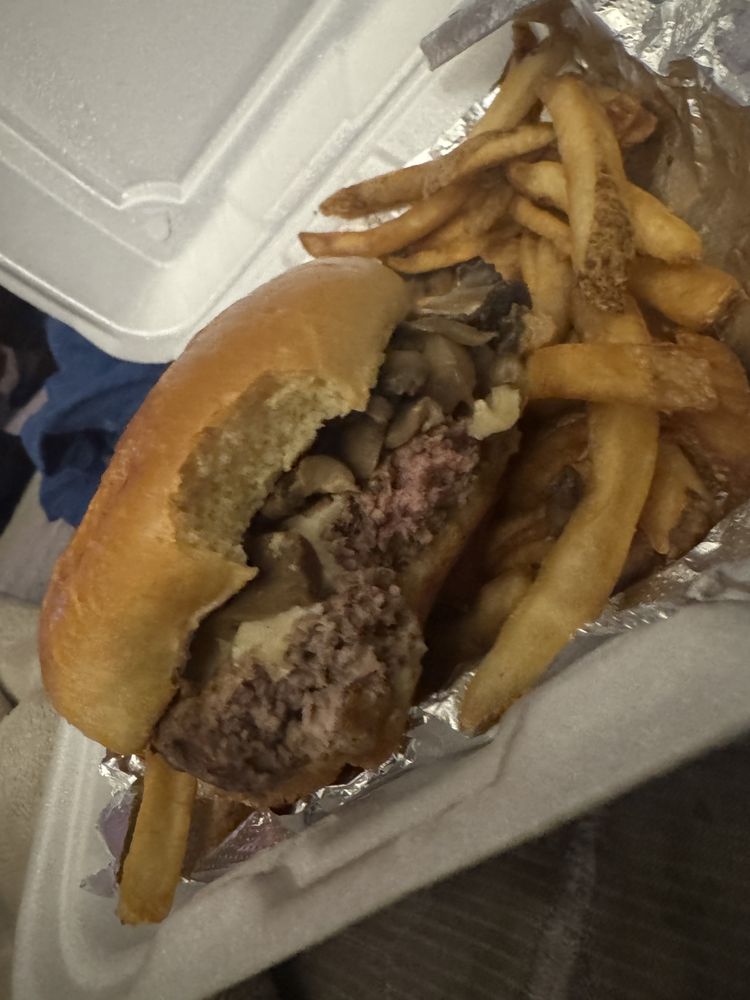 Main Street Diner and Pizzeria Logo