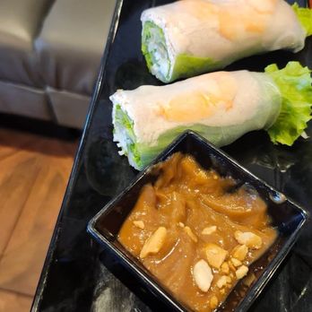 Pho Tran Vu - Spring Rolls and peanut sauce. - Vietnamese Near Me - Mountain View, California