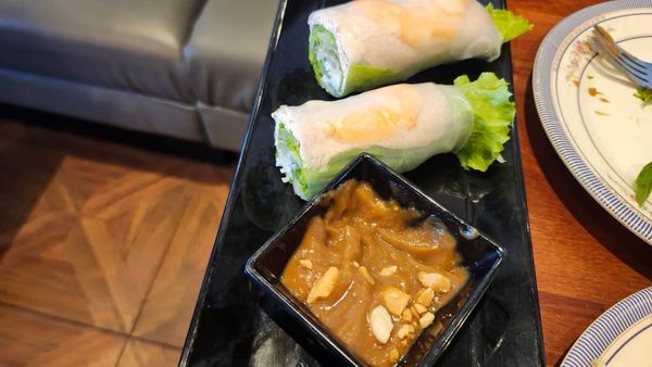 Phở Trần Vũ by null