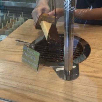 Cielito Artisan Pops - Tres Leches with chocolate - Ice Cream & Frozen Yogurt Near Me - Miami, Florida