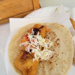 Restaurante Blanquita - Taco de pescado (fish taco)