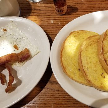 Cracker Barrel Old Country Store - Momma's French Toast was dry and bland and eggs tough and chewy :( - Breakfast & Brunch Near Me - Phoenix, Arizona