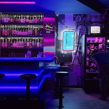 Night on Earth - Bar and vending machine - Bars Near Me - Los Angeles, California Night on Earth - Bar and vending machine - Bars Near Me - Los Angeles, California